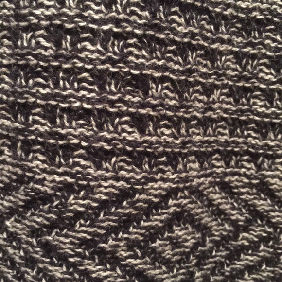 Cowl Neck lightweight sweater XL New with Tag - Picture 3 of 4